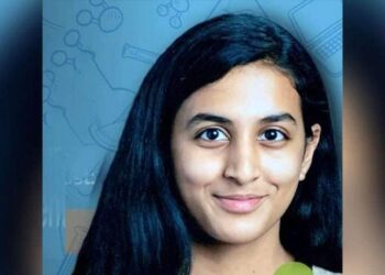 വിവിധ രാജ്യങ്ങളിൽ സ്വന്തം രാജ്യത്തിന്റെ പേര് ഉയർത്തി കാട്ടി രണ്ടുപേർ…”അനിക ചെബ്രോലു”, “ഗൗരവ് ശർമ്മ”.