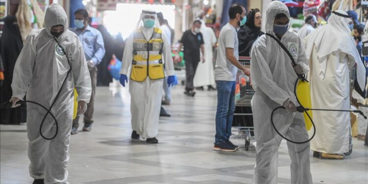 യു എ ഇയിൽ കോവിഡ് രോഗികൾ ആയിരത്തിൽ താഴെ.