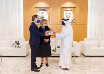 ഇറ്റാലിയൻ അംബാസിഡർ ഷാർജ ഇന്റർനാഷണൽ ബുക് ഫെസ്റ്റിവൽ സന്ദർശിച്ചു