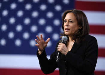 ദീപാവലി ആഘോഷങ്ങളിൽ വിജയത്തിന്റെ ഒരായിരം തിരിവെളിച്ചവുമായ് ഇന്ത്യൻ ജീനായ കമലാഹാരിസ്