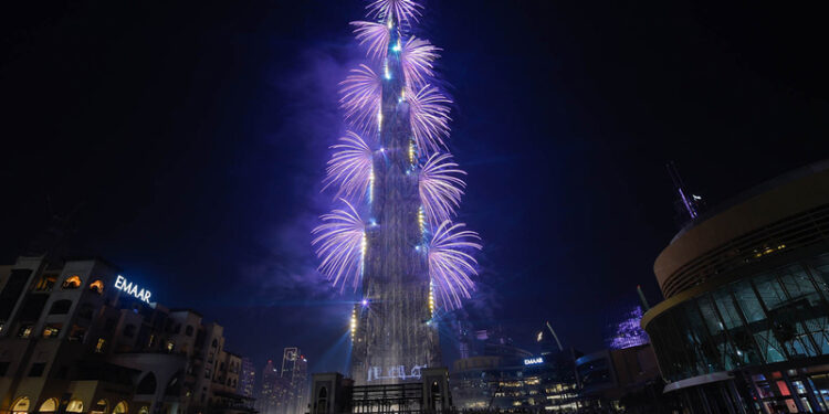 പുതുവത്സരം ആഘോഷിക്കാൻ ഒരുങ്ങി ഡൗൺ ടൗൺ ദുബായ്