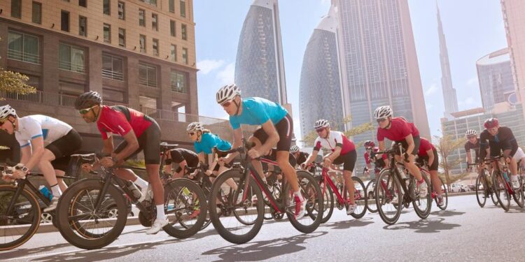 ദുബായ് ഫിറ്റ്നസ് ചലഞ്ച് 2020, ആദ്യ സൈക്ലിംഗ് ഇവൻ്റ്  വെള്ളിയാഴ്ച