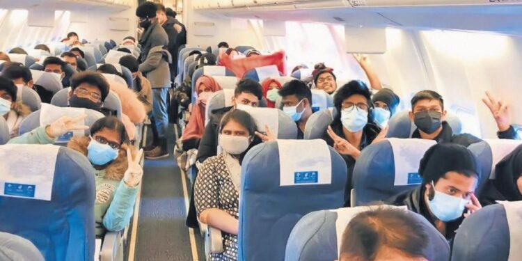 കോവിഡ്19 ന്റെ ജനിതകമാറ്റം സംഭവിച്ച പുതിയ വകഭേദം കണ്ടെത്തിയതിനെ തുടർന്നുണ്ടായ യാത്ര വിലക്ക് നീക്കി സൗദി അറേബ്യ