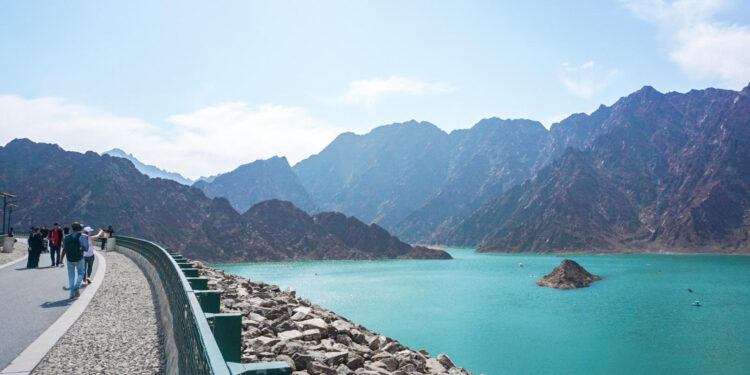 അറ്റകുറ്റപ്പണികൾക്കായി ഹത്ത ഡാം പ്രദേശവും പരിസരവും അടച്ചതായി അധികൃതർ അറിയിച്ചു.