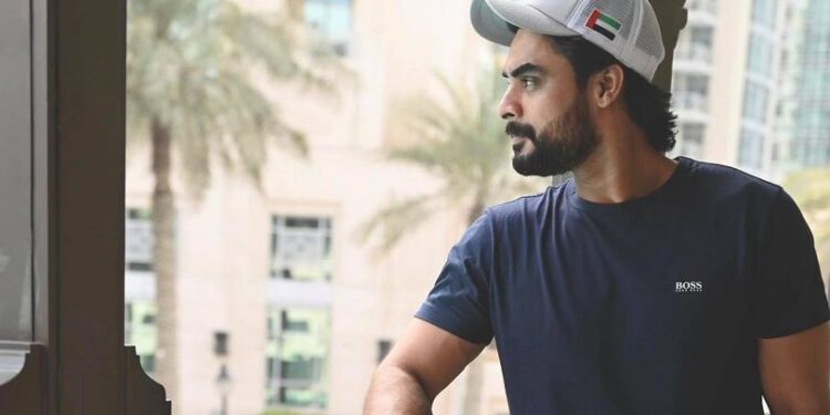 മമ്മൂട്ടിക്കും മോഹൻലാലിനും ശേഷം  മലയാളസിനിമയിൽ നിന്നും  ടൊവിനോ തോമസിനും യു എ ഇ  ഗോൾഡൻ വിസ