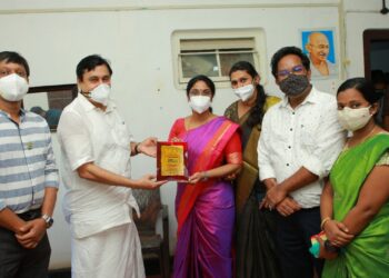 ഇന്ത്യയിലെ ഏറ്റവും മികച്ച ഐ വി എഫ് ഡോക്ടര്‍ അവാര്‍ഡ് ഡോ. അശ്വതികുമാരന്‍ കരസ്ഥമാക്കി. ഐ വി എഫ് സെന്റര്‍ അവാര്‍ഡ് കോട്ടക്കല്‍ ആസ്റ്റര്‍ മിംസിന്.