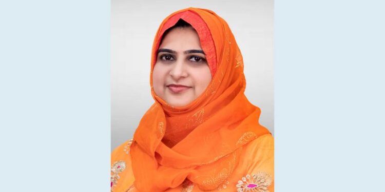 കമല സുരയ്യ അവാർഡ് യു എ ഇ യിലെ സാഹിത്യകാരി ഡോ. ഹസീന ബീഗത്തിന്