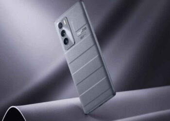 റിയൽമിയുടെ GT സ്മാർട്ട് ഫോണുകളുടെ ആദ്യ വിൽപ്പന ഇന്ന്