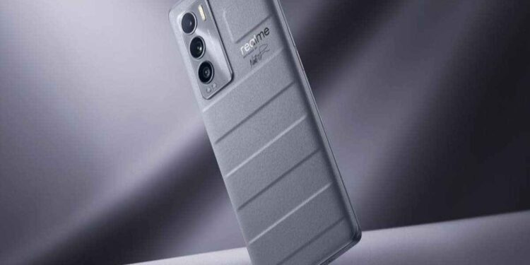 റിയൽമിയുടെ GT സ്മാർട്ട് ഫോണുകളുടെ ആദ്യ വിൽപ്പന ഇന്ന്