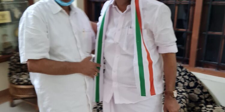 പ്രവാസികളുടെ കോവിഡ് പരിശോധന; എൻ പി രാമചന്ദ്രൻ പ്രതിപക്ഷ നേതാവ് ശ്രീ വി ഡി സതീശന് നിവേദനം നൽകി