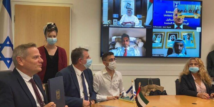 കോവിഡ്-19: വാക്‌സിനേഷൻ സർട്ടിഫിക്കറ്റുകളുടെ പരസ്പരം അംഗീകാരത്തിനൊരുങ്ങി യുഎഇയും ഇസ്രായേലും