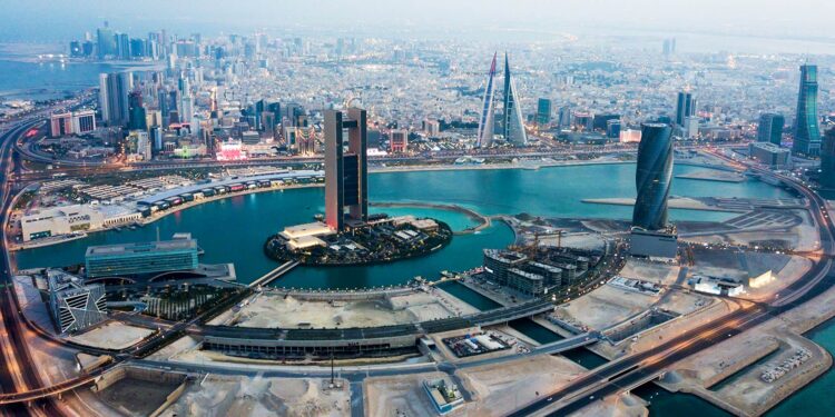 ബഹ്റൈനില് നിയമവിരുദ്ധമായി തങ്ങുവര്ക്കെ തിരെയുള്ള നടപടികള് കര്ശനമാക്കുവാന് ലേബര് മാര്ക്കറ്റ് റെഗുലേറ്ററി അതോറിറ്റി (എല് എം ആര് എ) തീരുമാനിച്ചു