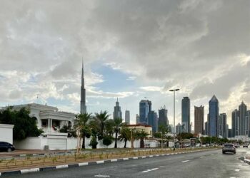 യുഎഇയിൽ തണുപ്പ് കാലത്തിലേക്ക് നീങ്ങുന്നതിന്റെ ഭാഗമായി അസ്ഥിര കാലാവസ്ഥ തുടരുന്നു