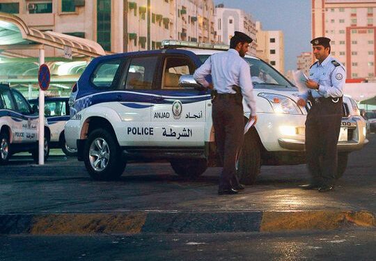 ഷാർജയിൽ പൊതുജനങ്ങളെ കബളിപ്പിച്ച് പണവും മറ്റ് വിലപ്പെട്ട സാധനങ്ങളും കവരാനുള്ള ശ്രമങ്ങള്‍ക്കെതിരെ ജാഗ്രത പാലിക്കണമെന്ന് ഷാര്‍ജ പൊലീസിന്റെ മുന്നറിയിപ്പ്യിൽ പൊതുജനങ്ങളെ കബളിപ്പിച്ച് പണവും മറ്റ് വിലപ്പെട്ട സാധനങ്ങളും കവരാനുള്ള ശ്രമങ്ങള്‍ക്കെതിരെ ജാഗ്രത പാലിക്കണമെന്ന് ഷാര്‍ജ പൊലീസിന്റെ മുന്നറിയിപ്പ്