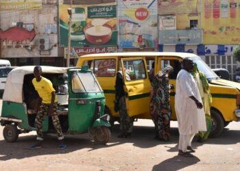 സുഡാൻ അട്ടിമറി സാധ്യത: ഉദ്യോഗസ്ഥർ വീട്ടുതടങ്കലിൽ