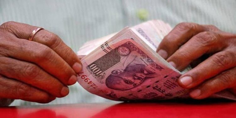 ഇന്ത്യൻ രൂപ നേട്ടത്തിൽ;  ഡോളറിനെതിരെ 75രൂപയ്ക്ക് താഴെ വ്യാപാരം