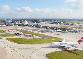 സുരക്ഷാ ഭീഷണിക്ക് ശേഷം മഞ്ചെസ്റ്റർ എയർപോർട്ട് ടെർമിനൽ തുറക്കുന്നു