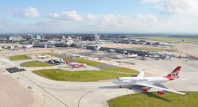 സുരക്ഷാ ഭീഷണിക്ക് ശേഷം മഞ്ചെസ്റ്റർ എയർപോർട്ട് ടെർമിനൽ തുറക്കുന്നു