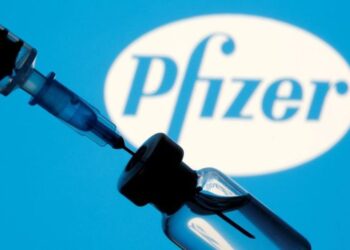 ദുബൈയില്‍ ഫൈസര്‍ വാക്സിന്റെ ബൂസ്റ്റര്‍ ഡോസ് യോഗ്യത മൂന്ന് വിഭാഗങ്ങള്‍ക്ക് മാത്രമെന്ന് ദുബായ് ഹെൽത്ത് അതോറിറ്റി