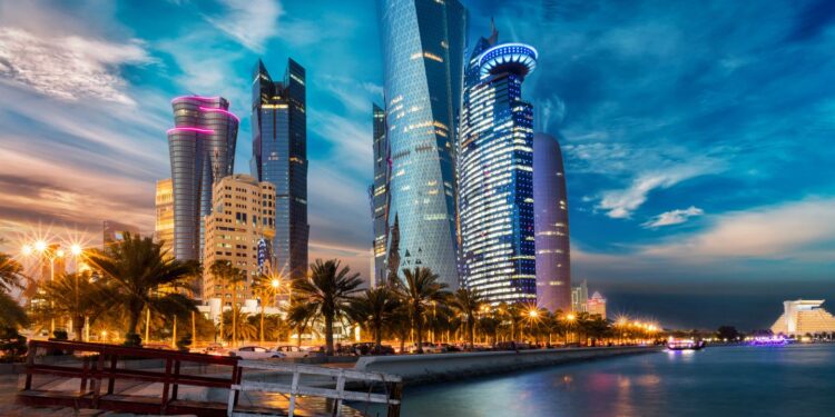 ഖത്തറിലേക്ക് ബുധനാഴ്ച മുതല്എത്തുന്ന എല്ലാ യാത്രക്കാരും യാത്രയ്ക്ക് മുന്പ് വ്യവസ്ഥകള് പാലിക്കാമെന്നു സത്യവാങ്മൂലത്തില് ഒപ്പുവയ്ക്കണം