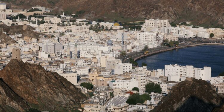 ഒമാന്റെ ദേശീയ ദിനം പ്രമാണിച്ച് രണ്ട് ദിവസത്തെ അവധി പ്രഖ്യാപിച്ചു