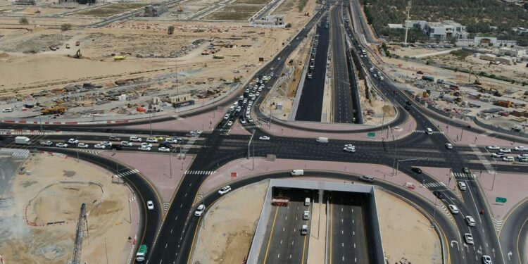 ദുബായിൽ റോഡ് നവീകരണത്തിനടക്കം 15 വർഷം കൊണ്ട് ആർടിഎ 14,000 കോടിയിലേറെ ദിർഹത്തിന്റെ പദ്ധതികൾപൂർത്തിയാക്കി