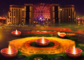 ഐശ്വര്യ ശോഭയോടെ ദീപാവലി ആഘോഷം തുടരുന്നു