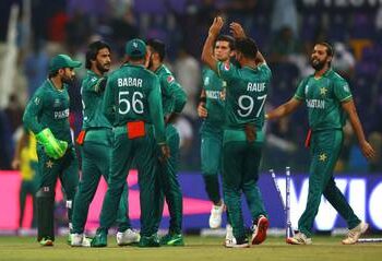 ടി20 ലോകകപ്പ്: നമീബിയയെ തോൽപ്പിച്ച് പാകിസ്ഥാൻ സെമിഫൈനലിന് യോഗ്യത നേടി