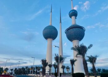 കുവൈത്തില്‍ അനധികൃത താമസക്കാരെയും നിയമ വിരുദ്ധമായി ജോലി ചെയ്യുന്നവരെയും കണ്ടെത്താന്‍ ലക്ഷ്യമിട്ടുള്ള പരിശോധനകള്‍ തുടരുന്നു