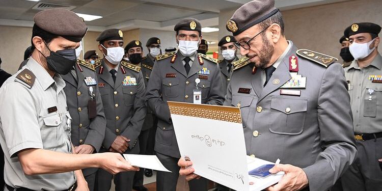 ദുബായിൽ യുഎഇ പാസ്പോർട്ടുകൾ പുതുക്കാൻ 7 മിനിറ്റ് മതി