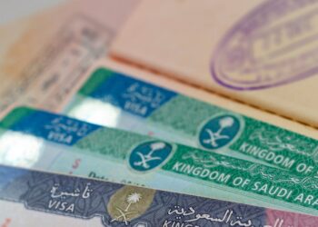 സൗദി അറേബ്യയിൽവിദേശ തൊഴിലാളികളുടെ റസിഡന്റ് പെർമിറ്റ്  (ഇഖാമ) മൂന്ന് മാസത്തേക്കോ ആറ് മാസത്തേക്കോ പുതുക്കാനുള്ള സംവിധാനം പ്രാബല്യത്തിലായി