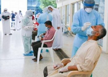 അബുദാബിയിൽ ഗ്രീൻപാസ് കാലാവധി 30ൽ നിന്നു 14 ആക്കി കുറച്ചതോടെ പിസിആർ ടെസ്റ്റ് കേന്ദ്രങ്ങളിൽ വൻ തിരക്ക് തുടരുന്നു .