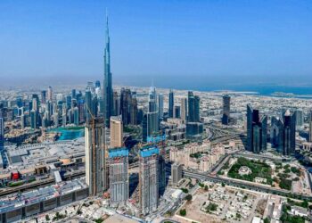 യുഎഇയില്‍ ഇന്നും  ചൂടുള്ള കാലാവസ്ഥ ആണെന്നും എന്നാല്‍ ചില സമയത്ത് അന്തരീക്ഷം ഭാഗികമായി മേഘാവൃതംആയിരിക്കുമെന്നും നാഷണല്‍ സെന്റര്‍ ഓഫ് മെറ്റീരിയോളജി.