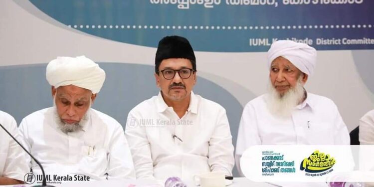 സോശ്യൽ മീഡിയയിൽ വൈറലായ ഇന്നത്തെ ഫോട്ടോ