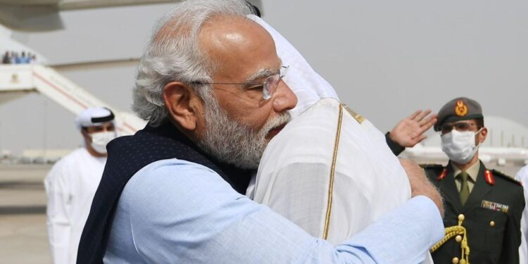 പ്രധാനമന്ത്രി നരേന്ദ്ര മോദി യു എ ഇയിലെത്തി