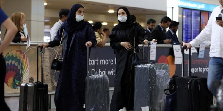 യുഎഇയില്‍ പ്രതിദിന കൊവിഡ് കേസുകള്‍ വീണ്ടും 17 00ന് മുകളില്‍ തുടരുന്നു .