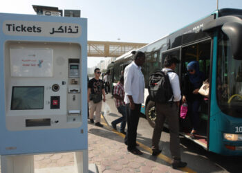 യുഎ ഇ യിലെ വിവിധ എമിറേറ്റുകളിൽ ബലിപെരുന്നാള്‍ അവധി ദിവസങ്ങളിൽ പൊതുഗതാഗത സംവിധാനങ്ങൾ ഉപയോഗപ്പെടുത്തിയവരിൽ വൻ വർദ്ധനവ് തുടരുന്നു.