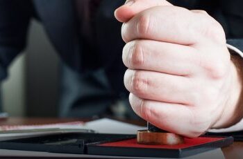 യു.എ.ഇ വിദേശകാര്യ-അന്താരാഷ്ട്ര സഹകരണ മന്ത്രാലയത്തിലെ അറ്റസ്റ്റേഷനും ഇനി ഓൺലൈനായി ലഭ്യമാകും.