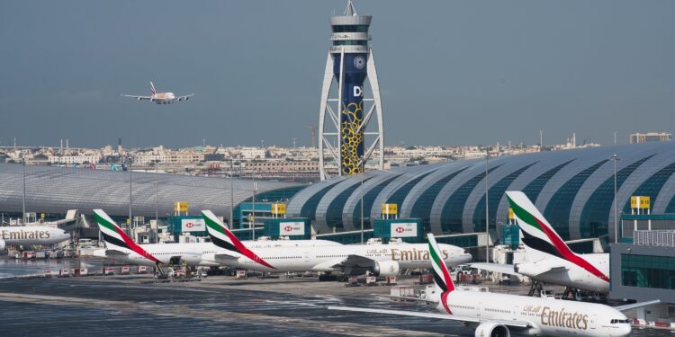 ദുബായ് രാജ്യാന്തര വിമാനത്താവളത്തിലെ റൺവേ നവീകരണം വൻ വിജയമെന്ന് അധികൃതർ.