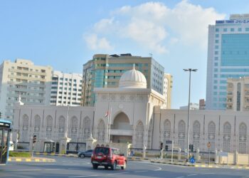 ഷാര്‍ജയിലെ അല്‍ മിന സ്‍ട്രീറ്റിലെ അറ്റകുറ്റപ്പണികള്‍ക്കായി ഷാര്‍ജ ബുര്‍ജ് സ്‍ക്വയര്‍ ജൂലൈ ആറ് ആയ ഇന്ന് മുതല്‍ പത്ത് ദിവസത്തേക്ക് അടച്ചിടും.