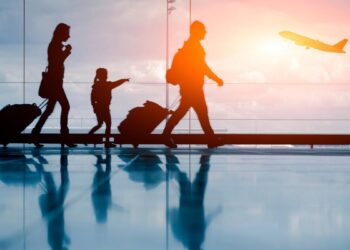 മലയാളികൾക്കടക്കം ഗൾഫ് പ്രിയം കുറയുന്നു.