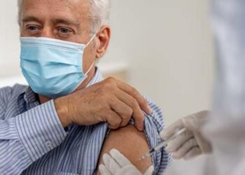 ഇന്ത്യയിൽ നാളെമുതൽ 18 നും 59 നും ഇടയിൽ പ്രായമുള്ള വർക്ക് 75 ദിവസം കോവിഡ് വാക്സീന്റെ സൗജന്യ ബൂസ്റ്റർ ഡോസ് നൽകാൻ കേന്ദ്ര മന്ത്രിസഭാ യോഗം തീരുമാനിച്ചു.