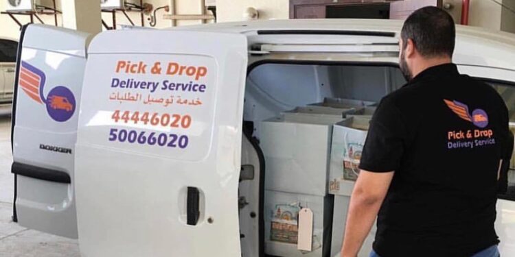 ഖത്തറിലെ ഫുഡ് ഡെലിവറി കമ്പനികള് ഇനി മുതല്  ബൈക്കുകള്ക്ക് പകരം കാറുകളിലാരിയിക്കും ഭക്ഷണമെത്തിക്കുക.