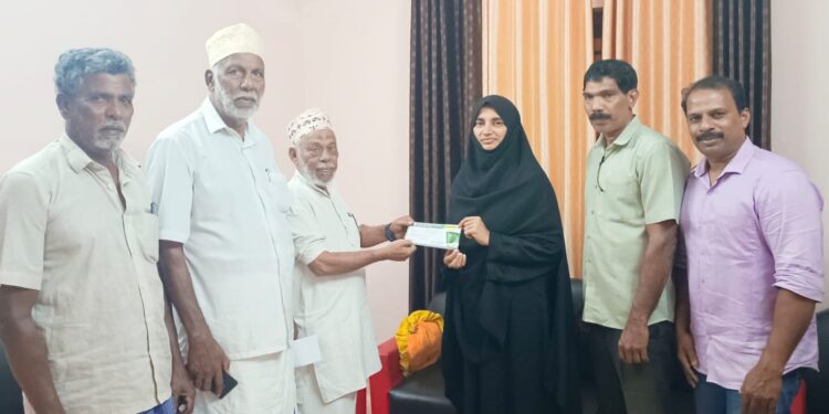 ചെമ്മനാട് ഗ്രാമപഞ്ചായത്ത് പ്രസിഡണ്ട് സുഫൈജ അബൂബക്കർ  മുസ്ലിംലീഗ് മെമ്പർഷിപ്പ് സ്വീകരിച്ചു.