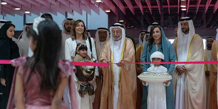 14 മത് ചിൽഡ്രൻസ് റീഡിംഗ് ഫെസ്റ്റിവൽ ഷാർജ ഭരണാധികാരി ഷെയ്ഖ് ഡോ: സുൽത്താൻ ബിൻ മുഹമ്മദ് അൽ ഖാസിമി ഉദ്ഘാടനം ചെയ്തു.