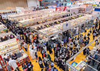 ഷാർജ അന്താരാഷ്ട്ര പുസ്തകമേള 2023 നവംബർ 1 മുതൽ 12 വരെ ഷാർജ എക്സ്പോ സെന്ററിൽ 100-ലധികം രാജ്യങ്ങളിൽ നിന്നുള്ള 2,000-ലധികം പ്രസാധകരും പ്രദർശകരും 200-ലധികം ഭാഷകളിൽ പുസ്തകങ്ങൾ പ്രദർശിപ്പിക്കും.