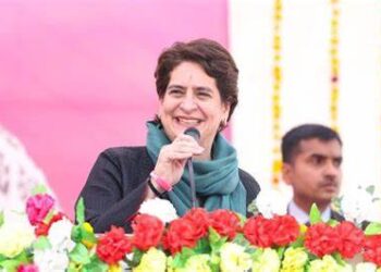 വൻഭൂരിപക്ഷത്തിന്റെ തിളക്കത്തോടെ പ്രിയങ്ക ​ഗാന്ധി പാർലമെന്റിലേക്ക്; ചിത്രത്തിൽ ഇടം നേടാതെ ബിജെപിയും എൽഡിഎഫും