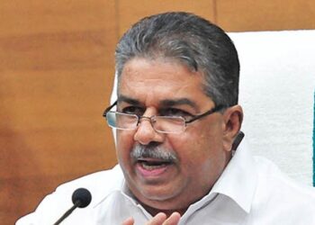 സജി ചെറിയാന്റെ ഭരണഘടന അവഹേളന പ്രസംഗം; ക്രൈംബ്രാഞ്ച് കൊല്ലം എസ് പി സുരേഷ് കുമാറിന് അന്വേഷണ ചുമതല