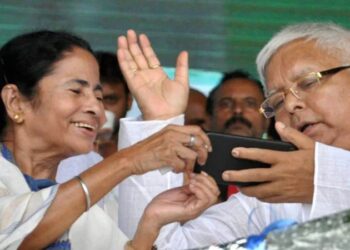 ഇന്ത്യ സഖ്യത്തിന്റെ നേതൃത്വം മമത ബാനര്‍ജിക്ക് നല്‍കണം’; ലാലു പ്രസാദ് യാദവ്