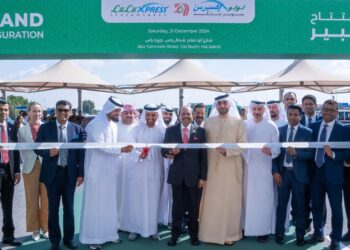 അബുദാബി യാസ് ഐലൻഡിൽ പുതിയ എക്സ്പ്രസ് സ്റ്റോർ തുറന്ന് ലുലു